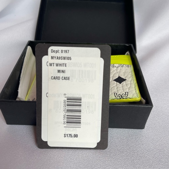 MCM Neon Yellow and White Card Case BNWT - Picture 9 of 9